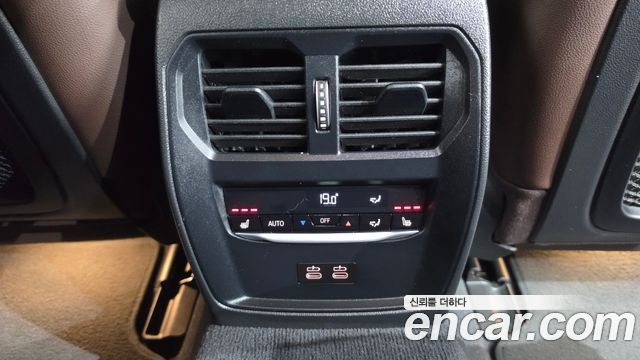 BMW i4 eDrive40 M Sports Pro 2024 — фото 37