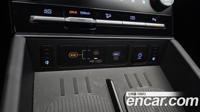 Hyundai Santa Fe (MX5) HEV 1.6 4WD Calligraphy 2025 — фото 17