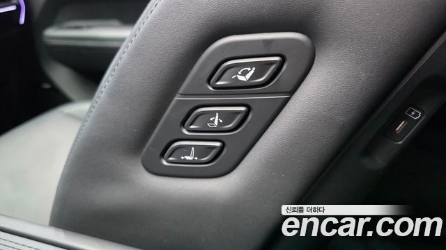 Hyundai Santa Fe (MX5) HEV 1.6 4WD Calligraphy 2025 — фото 22