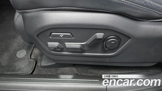 Hyundai Santa Fe (MX5) HEV 1.6 4WD Calligraphy 2025 — фото 37