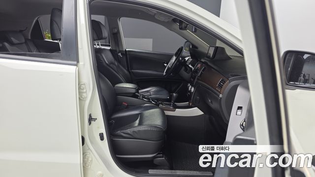 KG Mobility (SsangYong) Korando C Classy 4WD Standard 2012 — фото 11