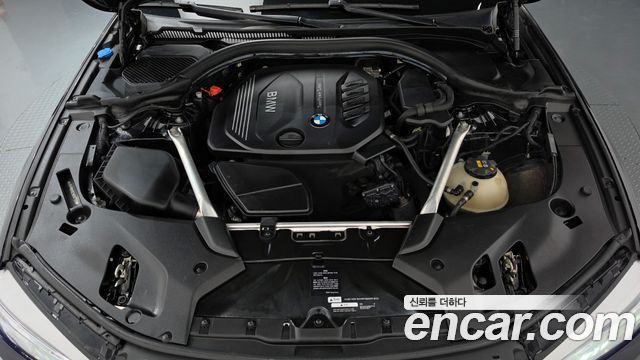 BMW 5 Series (G30) 520d xDrive M Sport Package 2018 — фото 6