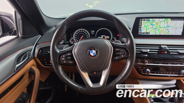 BMW 5 Series (G30) 520d xDrive M Sport Package 2018 — фото 13