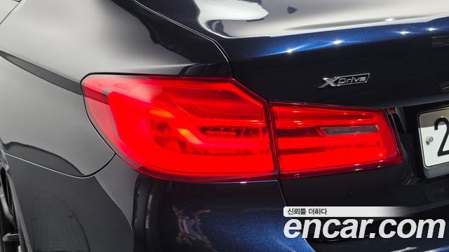 BMW 5 Series (G30) 520d xDrive M Sport Package 2018 — фото 23