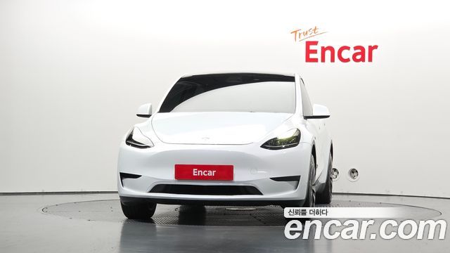 Tesla Model Y RWD 2024 — фото 3