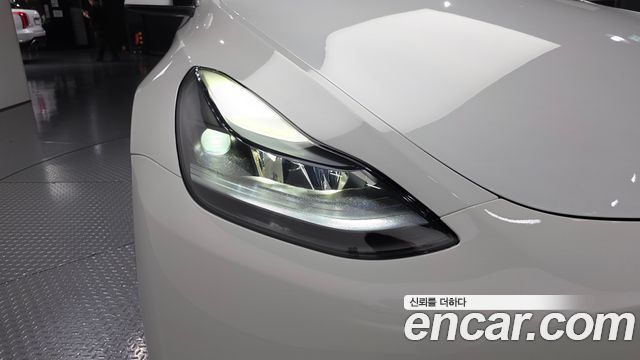 Tesla Model Y RWD 2024 — фото 22