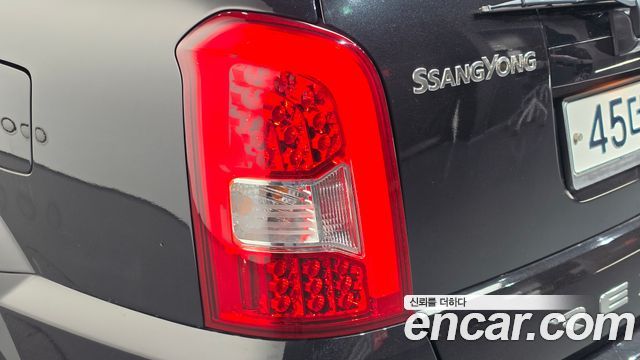 KG Mobility (SsangYong) Rexton W 2.0 4WD RX7 Prestige 2013 — фото 23