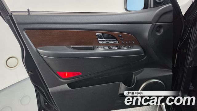 KG Mobility (SsangYong) Rexton W 2.0 4WD RX7 Prestige 2013 — фото 24
