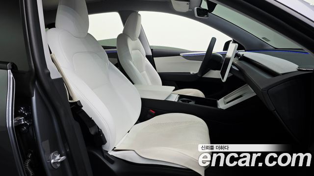 Tesla Model Y RWD 2025 — фото 12