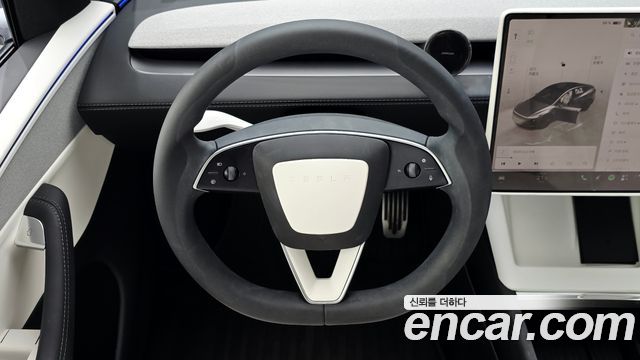 Tesla Model Y RWD 2025 — фото 13