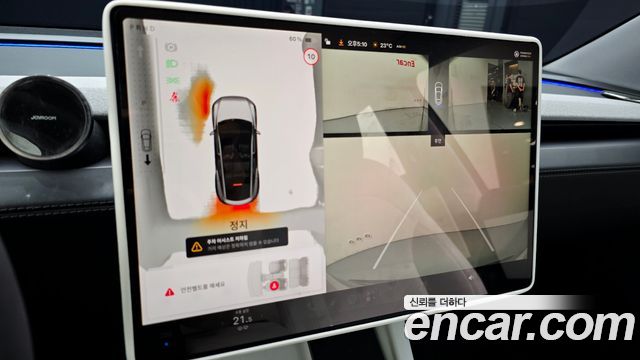 Tesla Model Y RWD 2025 — фото 16