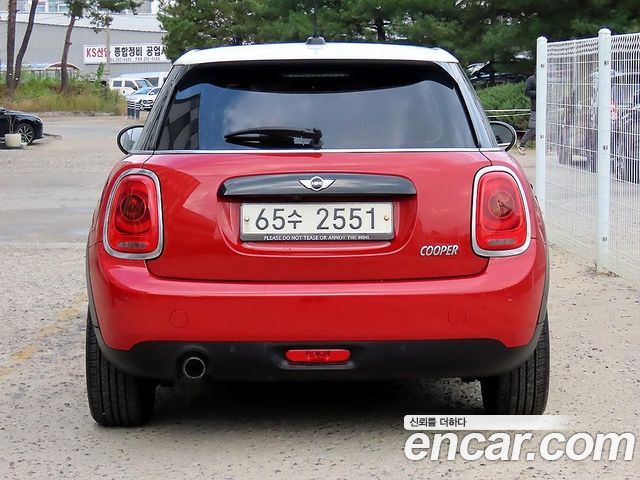 MINI Cooper 5Door HIGH 3rd 2018 — фото 4