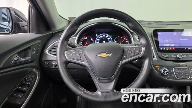 Chevrolet Malibu 1.3 Turbo Perfect Black Premier 2019 — фото 12