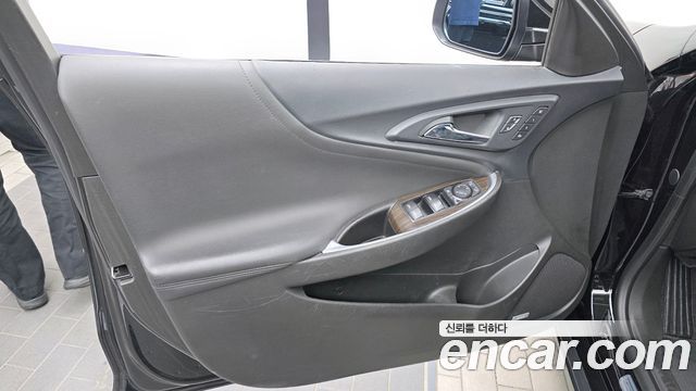 Chevrolet Malibu 1.3 Turbo Perfect Black Premier 2019 — фото 24