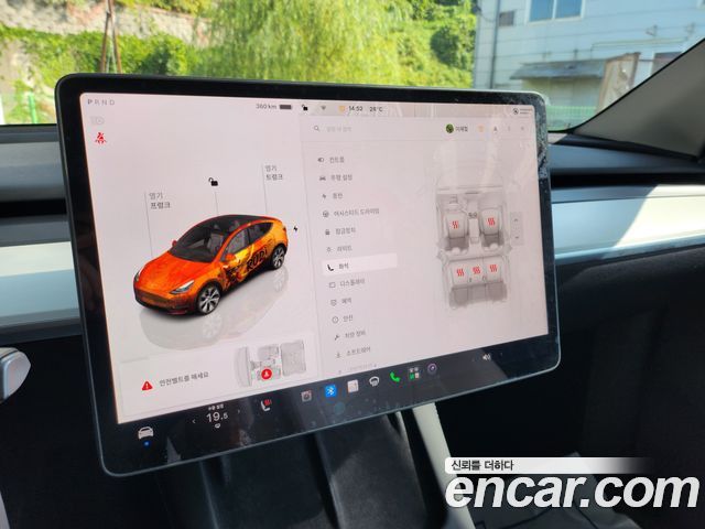 Tesla Model Y RWD 2024 — фото 18
