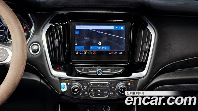 Chevrolet Traverse 3.6 AWD Redline 2022 — фото 11