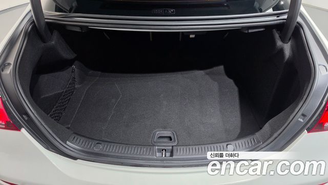 Mercedes-Benz E-Class (W213) E250 AMG Line 2023 — фото 18