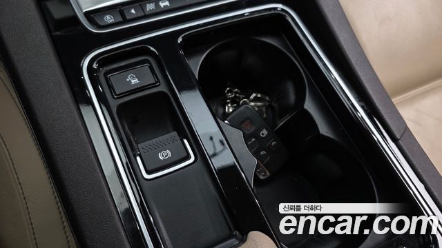 Jaguar F-PACE 20d Prestige 2018 — фото 31