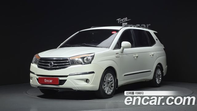 KG Mobility (SsangYong) Korando Turismo 4WD GT 9-seater 2014 — фото 1
