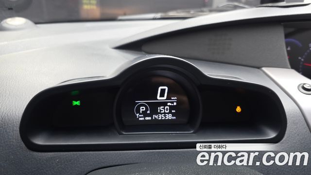 KG Mobility (SsangYong) Korando Turismo 4WD GT 9-seater 2014 — фото 8
