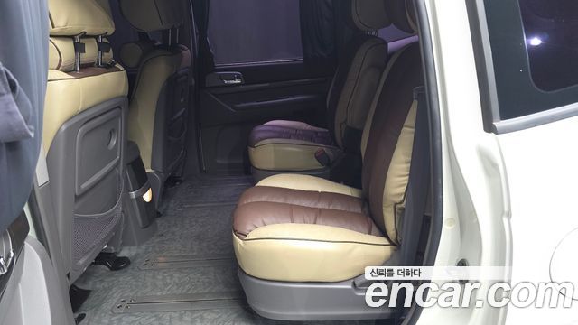 KG Mobility (SsangYong) Korando Turismo 4WD GT 9-seater 2014 — фото 12