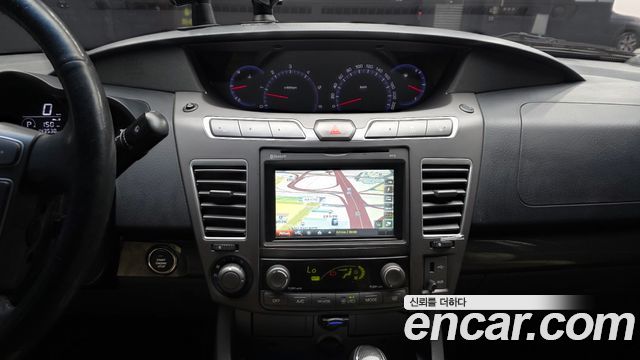 KG Mobility (SsangYong) Korando Turismo 4WD GT 9-seater 2014 — фото 15