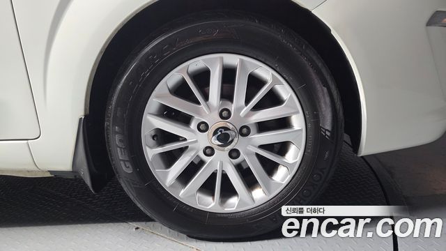 KG Mobility (SsangYong) Korando Turismo 4WD GT 9-seater 2014 — фото 21
