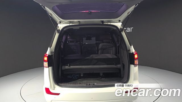 KG Mobility (SsangYong) Korando Turismo 4WD GT 9-seater 2014 — фото 33