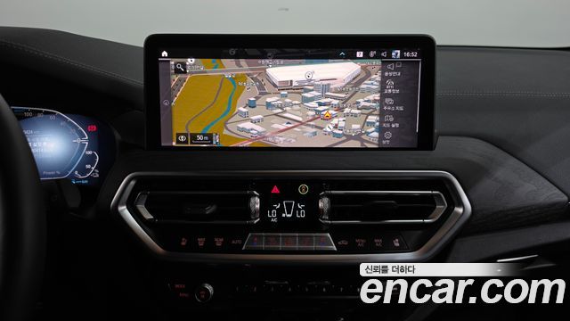 BMW X3 (G01) xDrive 30e M Sports Pro 2024 — фото 11