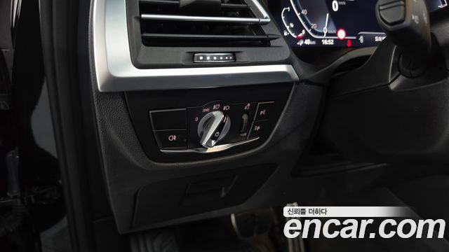 BMW X3 (G01) xDrive 30e M Sports Pro 2024 — фото 28