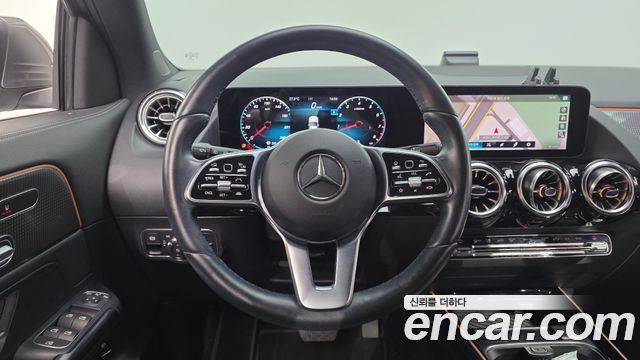 Mercedes-Benz GLA-Class (H247) GLA220 2021 — фото 15