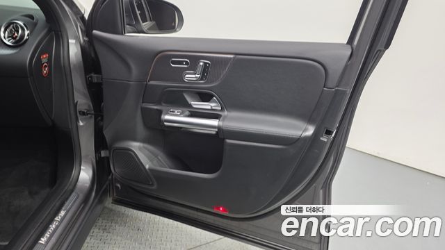 Mercedes-Benz GLA-Class (H247) GLA220 2021 — фото 24