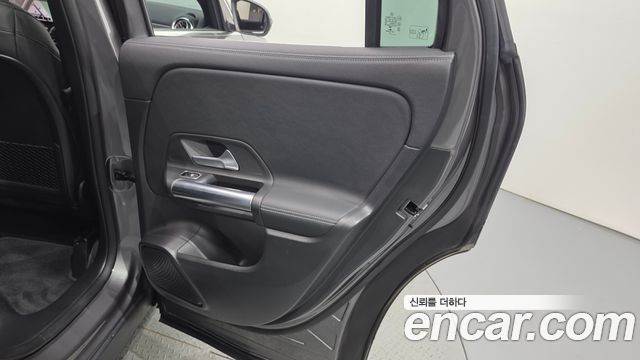 Mercedes-Benz GLA-Class (H247) GLA220 2021 — фото 25