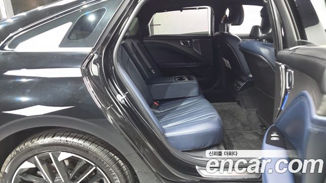 Kia K8 3.5 Gasoline 4WD Signature 2025 — фото 11