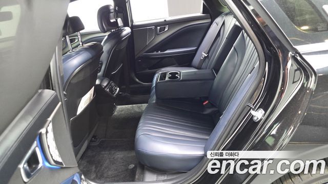 Kia K8 3.5 Gasoline 4WD Signature 2025 — фото 12