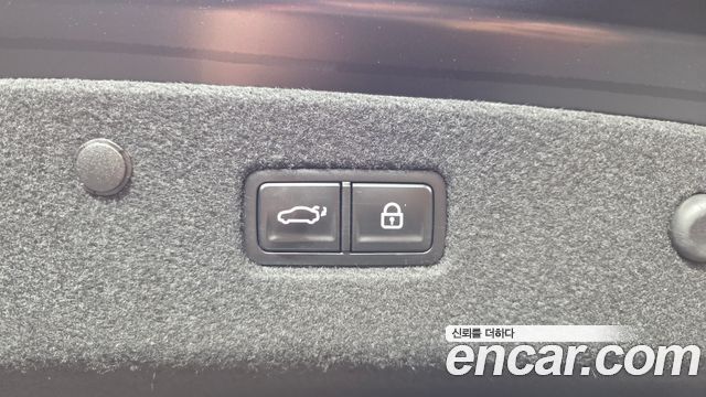 Kia K8 3.5 Gasoline 4WD Signature 2025 — фото 16