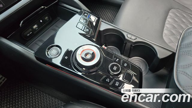 Kia Sportage Hybrid (V) Signature 2WD 2023 — фото 11