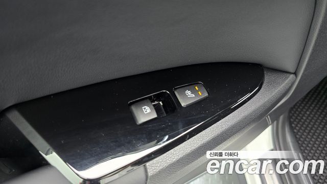 Kia Sportage Hybrid (V) Signature 2WD 2023 — фото 16