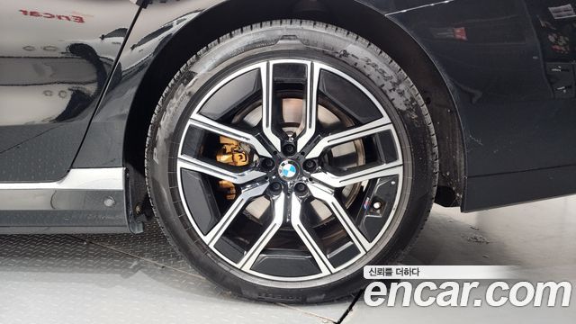 BMW i7 (G70) xDrive 60 M sport 2023 — фото 21