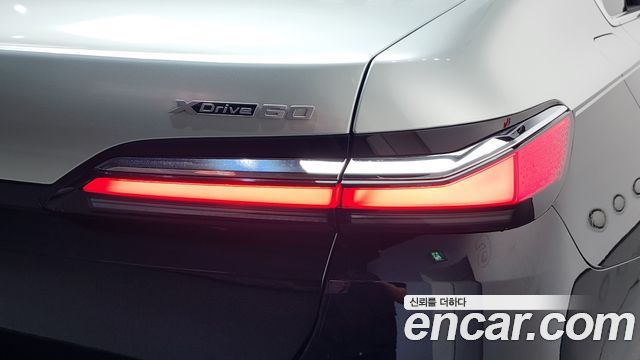BMW i7 (G70) xDrive 60 M sport 2023 — фото 23