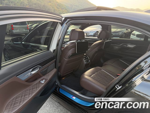 BMW 7 Series (G11) 730Ld xDrive M Sport 2020 — фото 9