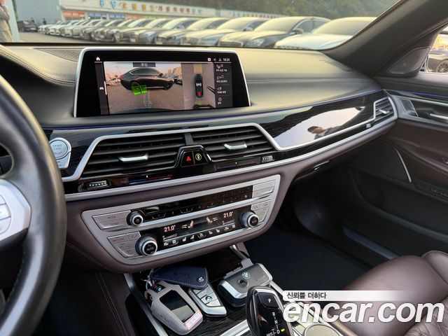 BMW 7 Series (G11) 730Ld xDrive M Sport 2020 — фото 15