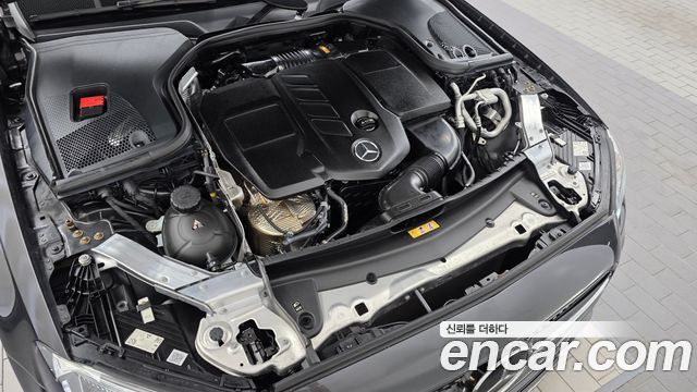 Mercedes-Benz E-Class (W213) E220d 4MATIC AMG Line 2021 — фото 6