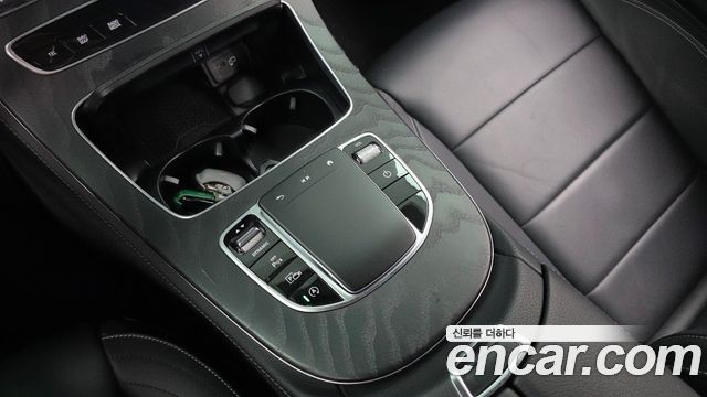 Mercedes-Benz E-Class (W213) E220d 4MATIC AMG Line 2021 — фото 21