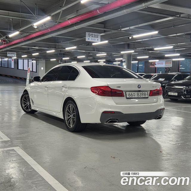 BMW 5 Series (G30) 520d xDrive M Sport Package Plus 2018 — фото 4