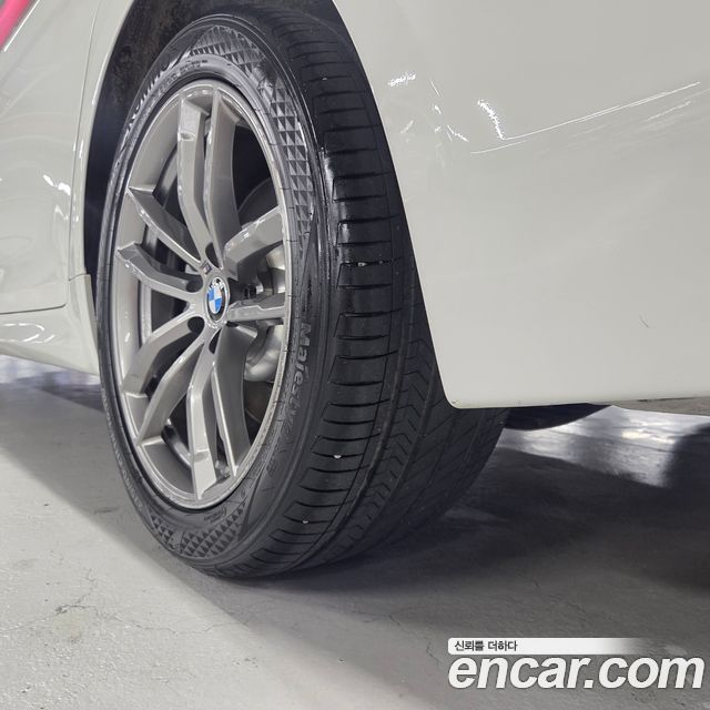 BMW 5 Series (G30) 520d xDrive M Sport Package Plus 2018 — фото 6