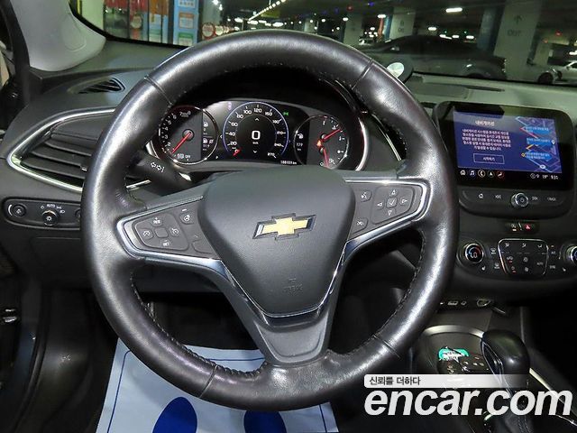 Chevrolet Malibu 1.3 Turbo Premier 2021 — фото 8