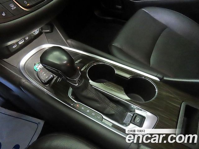 Chevrolet Malibu 1.3 Turbo Premier 2021 — фото 16