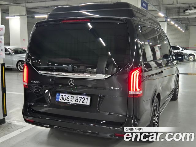 Mercedes-Benz V-Class V220 CDI W447 2023 — фото 3