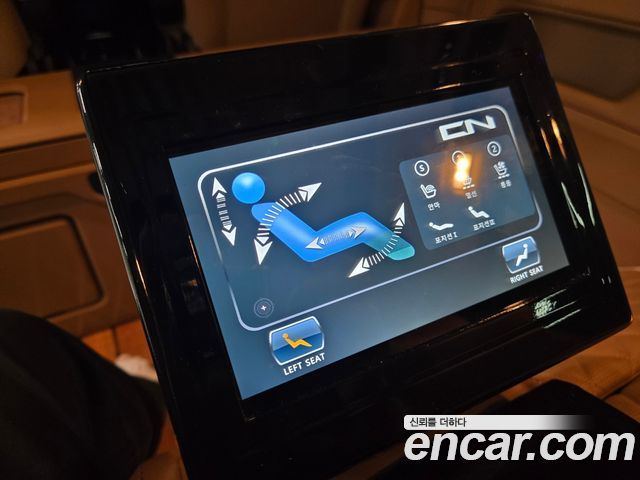 Mercedes-Benz V-Class V220 CDI W447 2023 — фото 20
